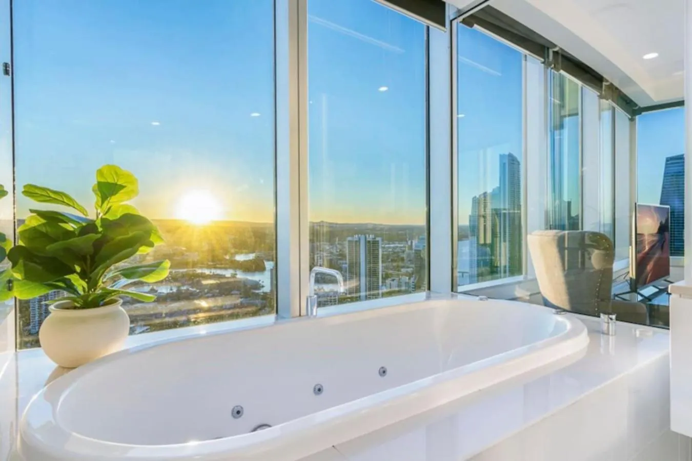 Apartment Serenity Getaway Your Home Away From Home Views Gold Coast