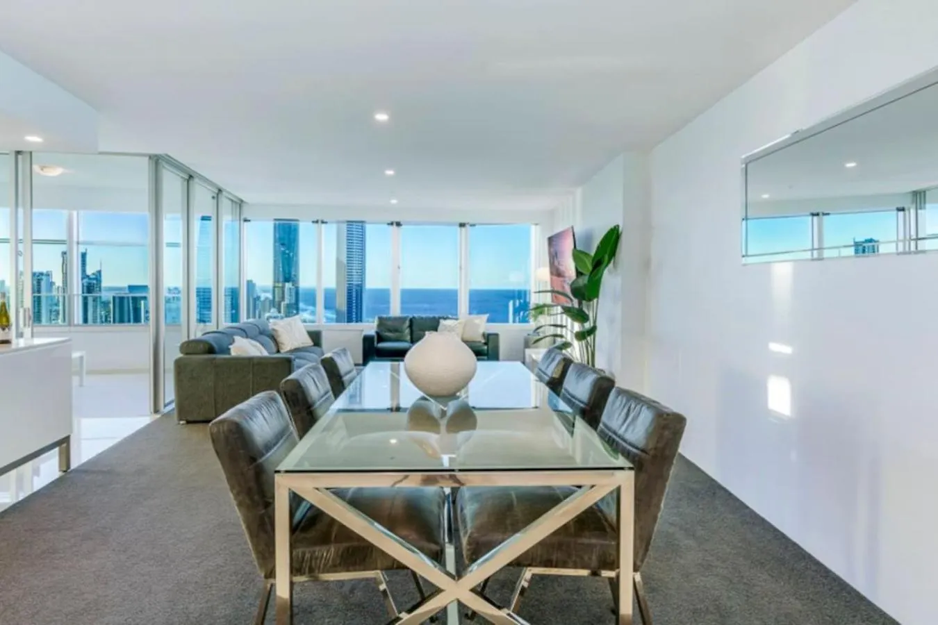 Serenity Getaway Your Home Away From Home Views غولد كوست