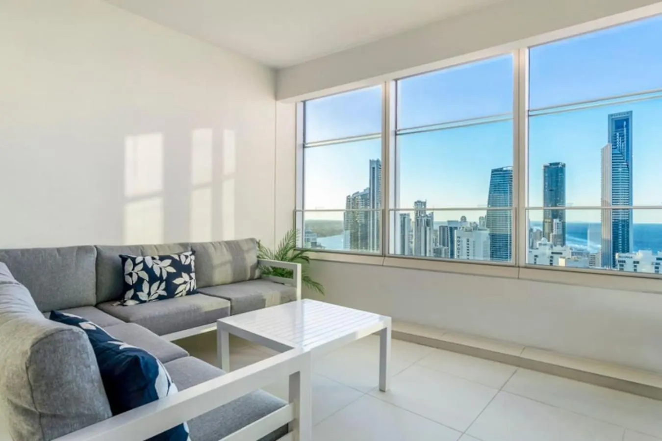 Serenity Getaway Your Home Away From Home Views غولد كوست شقة